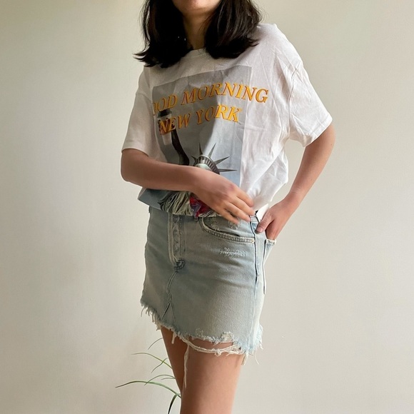 NWT AGOLDE Quinn High Rise Cutoff Denim Miniskirt 27 - Picture 4 of 16